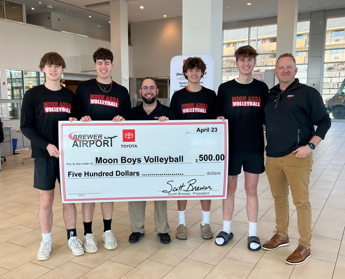 Brewer Airport Toyota (BrewerToyota) / Twitter