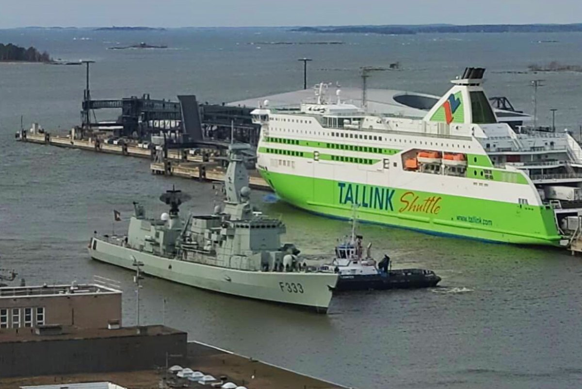 WarshipCam's tweet photo. Portuguese Navy Bartolomeu Dias-class frigate NRP Bartolomeu Dias (F333) coming into Helsinki, Finland - April 13, 2023 #nrpbartolomeudias #f333
SRC: webcam https://t.co/FQA5UPEVT2