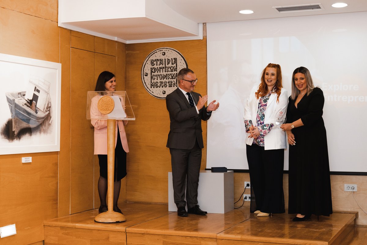 ukingreece's tweet photo. Last week Despina and Evita from #Crete were announced as the Regional Winners of The @PrincesTrustInt Global Award! 👏

The pair switched from being employees to entrepreneurs to employers in less than a year, founding their start-up digital marketing agency, #HashtagDigital. https://t.co/fZZAGJl2r4