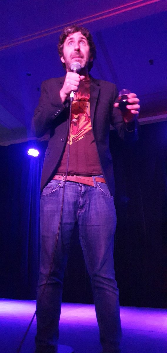 SueLehtonen's tweet photo. #markwatson's show was everything I'd hoped/imagined and our Auslan interpreter #Amberrichardson was a total bonus and stole the show more than once. What a double act, what a fantastic night. https://t.co/6KoXtrFcTd