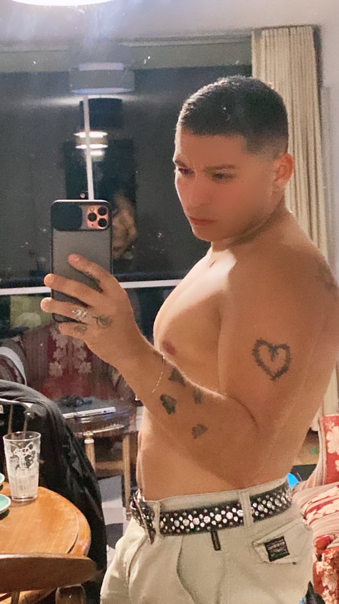 karl19929's tweet photo. Yo ya no quiero esposo solo quiero que me esoo en yapo vámonos al choque…. https://t.co/lCVRZnal9S