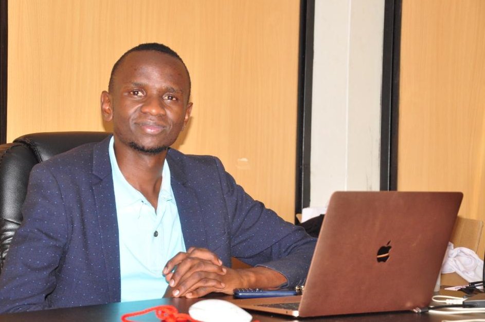 EagleInfo_UG's tweet image. #TechInfluencer Thread

1/3: Meet @SedrickOtolo3 a 24-year-old Co-Founder and Director at @kakebetech the Leading Technology company in the Northern Regions Of Uganda with Headquarters in Lira City.
#EagleInfoSolutions
@CanaryMugume @Atuhairecarol10 @MimiHearts1