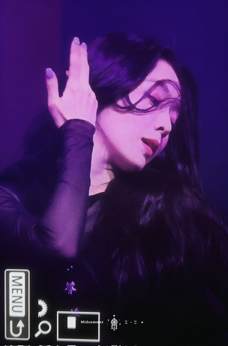 Midsummer0011's tweet photo. 230413 아이린 생일파티
🐰
#아이린 #IRENE
 #REDVELVET #레드벨벳 https://t.co/inWD2rtdE3