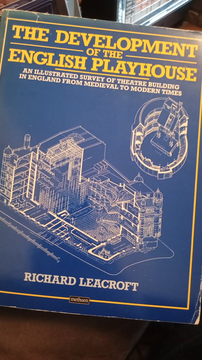 SamuelCPearson's tweet photo. Another #theatre book from 2nd hand bookshopping
#theatre #PerformanceSpaces #playhouse #EnglishPlayhouse #Methuen https://t.co/HgKCAgpWbg