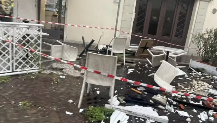 TheSpursExpress's tweet photo. Udinese defender Destiny Udogie, on loan from #Tottenham, accidentally crashed his car into a bar in Udine last night, but fortunately nobody was hurt. @skysport https://t.co/qOgEJXFyRk