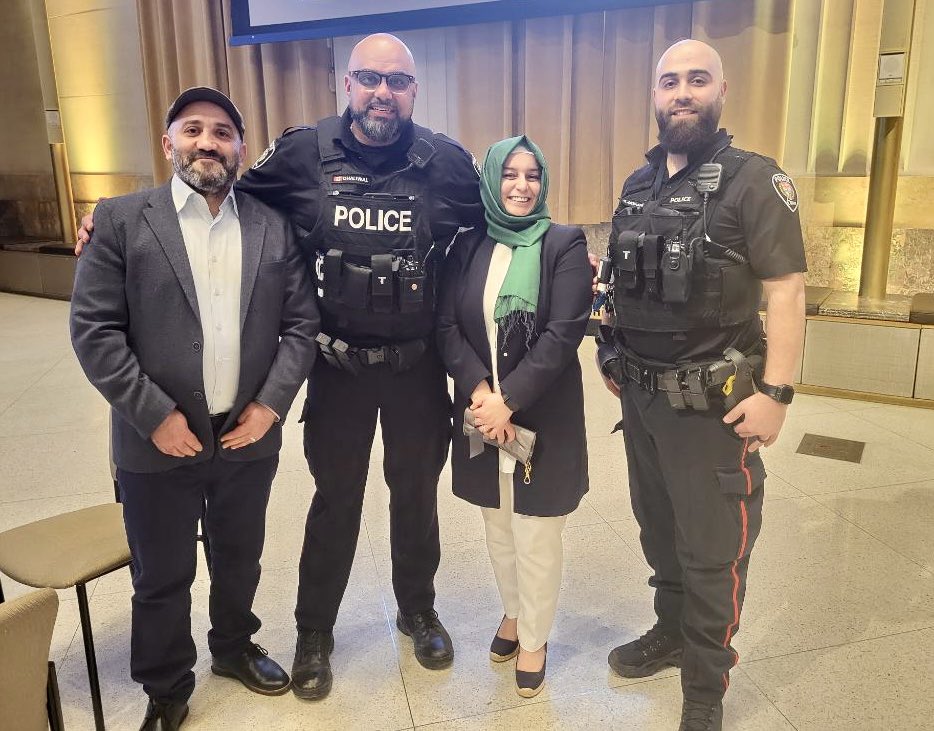 DRRmatters's tweet photo. A wonderful evening at last night’s Community Friendship Dinner, celebrating the spirit of #Ramadan and strengthening our bonds of friendship and community.   Thank you @IDI_Ottawa for a great event.  We appreciate your continued support and ongoing partnership. Ramadan Mubarak! https://t.co/xwTkOw9Ozc