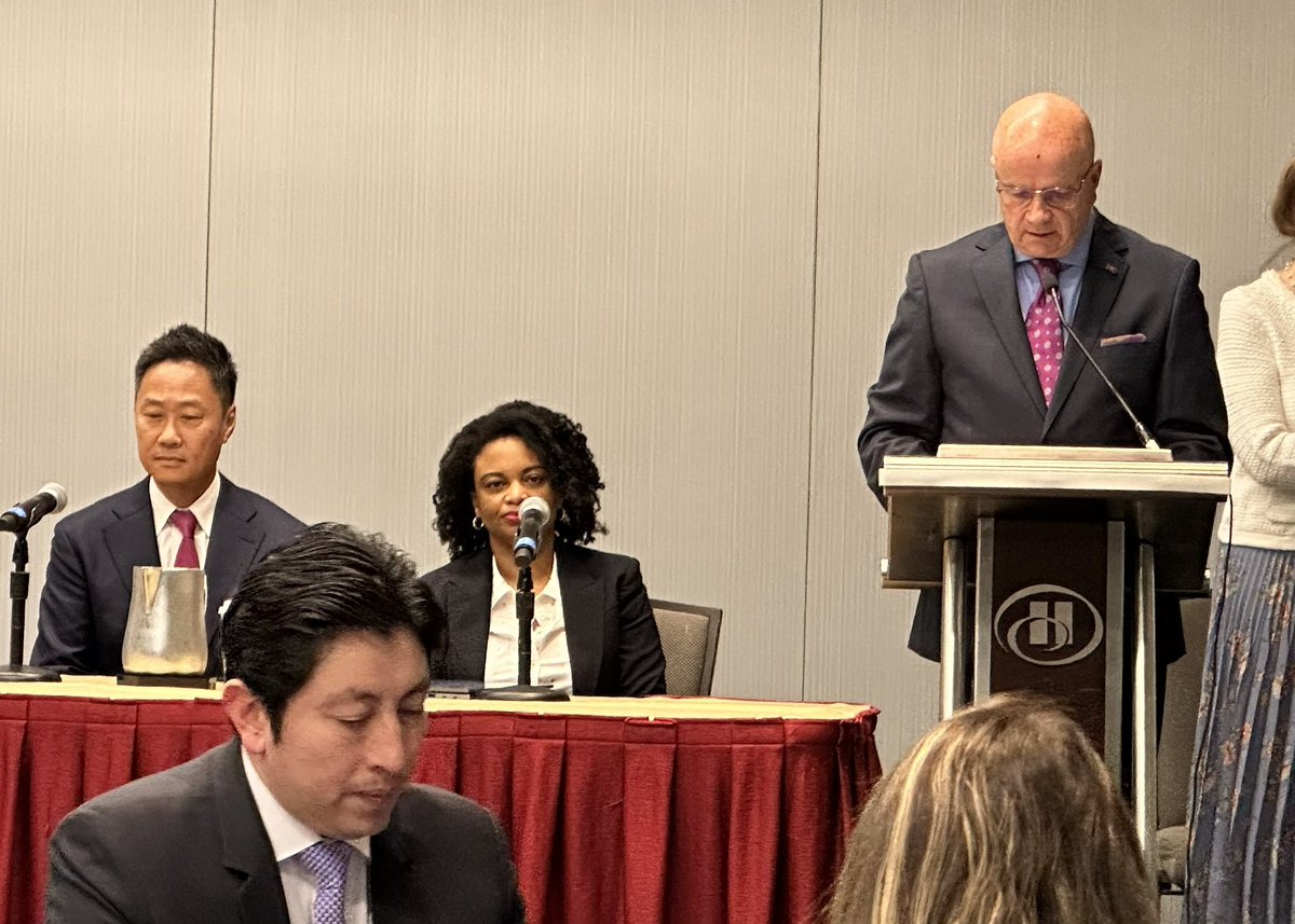 After welcoming remarks from Prof <a href="/WiljeanaGlover/">Wiljeana Glover</a> and Dr <a href="/keepark/">Kee Park</a>, Ecuadorean VP Borrero launches today’s Global Surgery Innovation event highlighting the importance of surgery in health systems. 

<a href="/HarvardPGSSC/">Harvard Global Surgery</a> <a href="/CUGHnews/">CUGH</a>