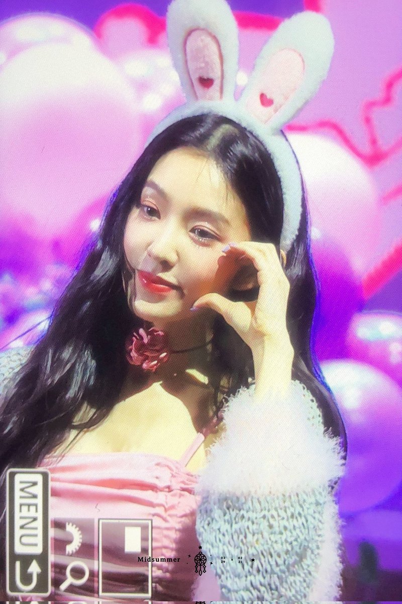 Midsummer0011's tweet photo. 230413 아이린 생일파티
🐰
#아이린 #IRENE
 #REDVELVET #레드벨벳 https://t.co/inWD2rtdE3