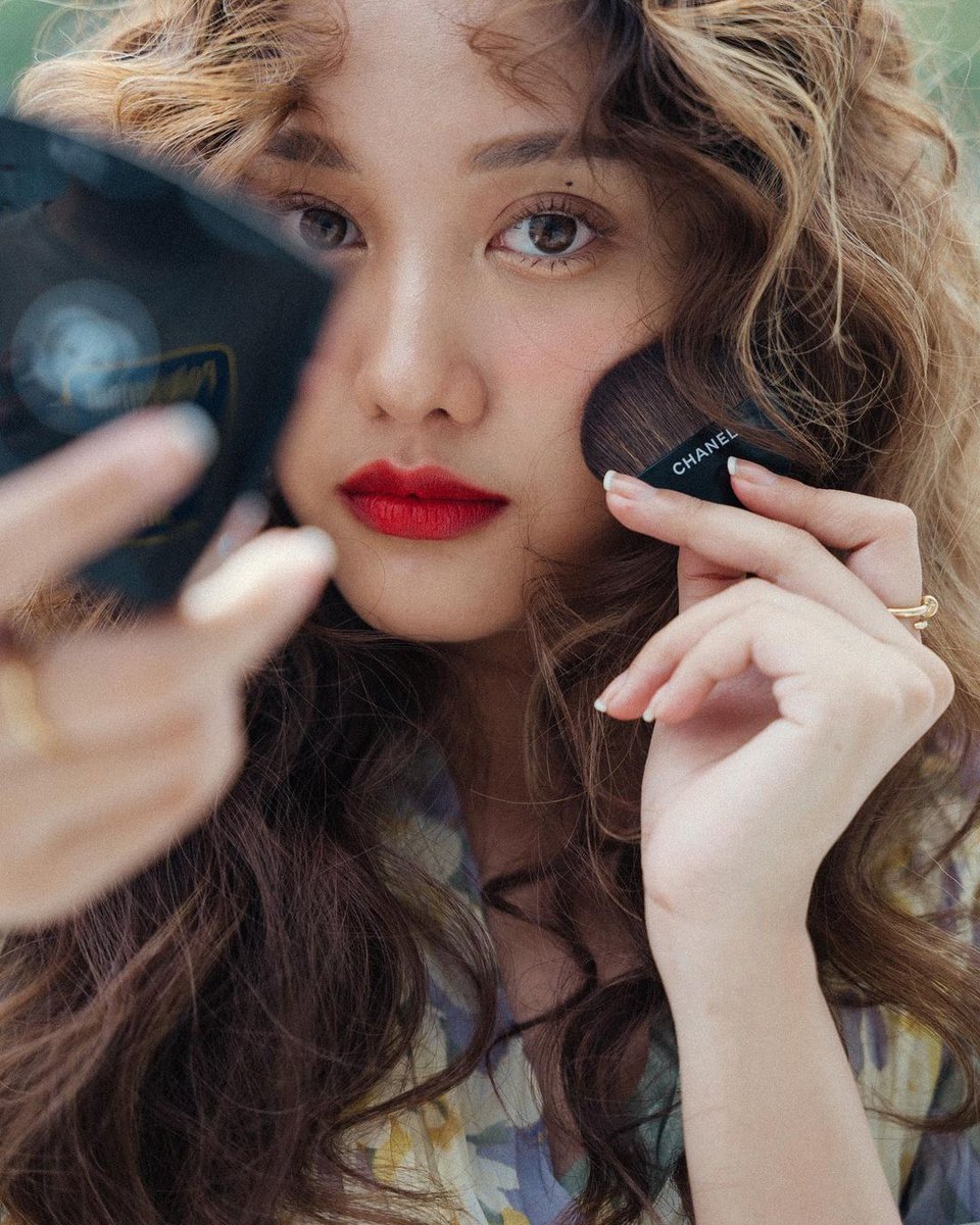 Freen_Becky11's tweet photo. My girl is absolutely beautiful ❤️
Freen Sarocha x Chanel Beauty
#srchafreen #chanelcosmetics
#ChanelBeauty https://t.co/nLoNd0d4vN