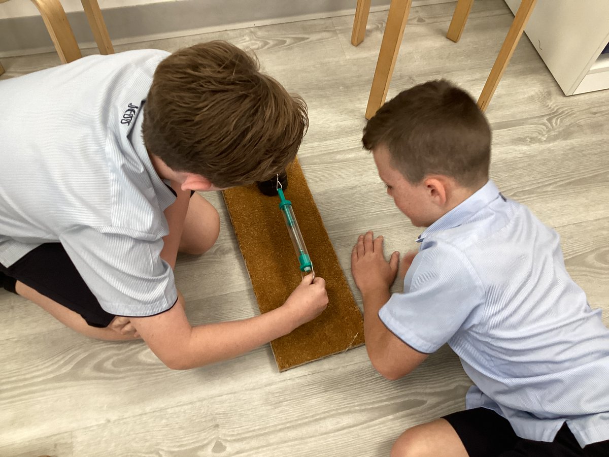 JESSPrimaryYR5's tweet photo. We've been feeling the force this week in Y5. Using Newton metres we tested our shoes to find out how much force is needed to move them on different surfaces. #jesspriscience https://t.co/k1tYyrervD