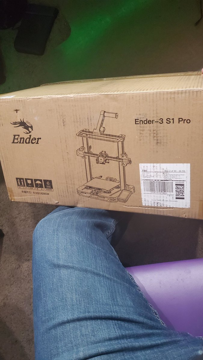 ScytheRiders's tweet photo. Got my first #3dprinter 🤪 So hyped! It's the Creality: Ender3 S1 Pro. I made a kitty 😺 ☺️ https://t.co/LPo7EUgALX