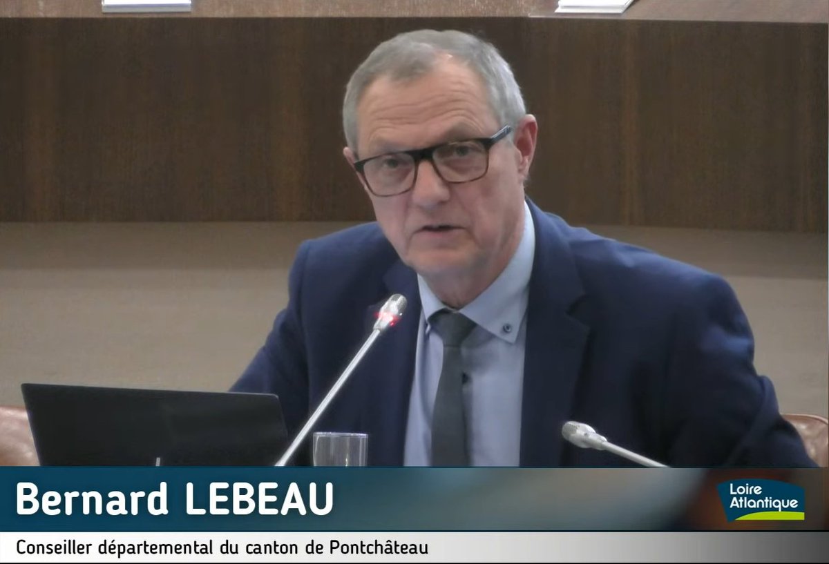44aGauche's tweet photo. #DirectLA Bernard Lebeau : Le Département va  verser un total de 3 M€ d’investissement au #SDIS pour l’acquisition de véhicules. Ces équipements  permettront à nos sapeurs-pompiers de mener à bien leurs missions de protection des https://t.co/9P7A2ukqnk de #loireatlantique https://t.co/3xynqfk3rs