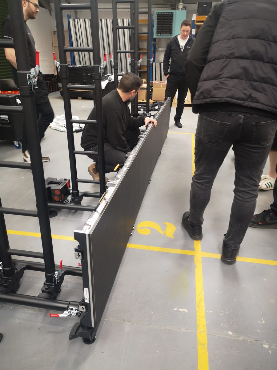 breathepro's tweet image. Very useful training yesterday, delivered by @PSCo_ for our in-house and extended team members to show us how to put up our new LED wall quickly and safely 👍

#eventsteam #eventscreens #eventequipmentforhire #PSCo
