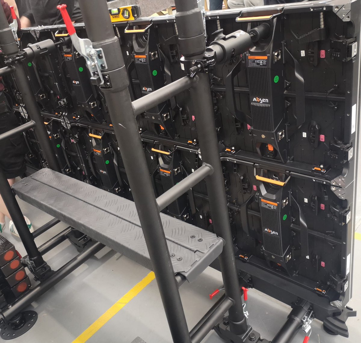 breathepro's tweet image. Very useful training yesterday, delivered by @PSCo_ for our in-house and extended team members to show us how to put up our new LED wall quickly and safely 👍

#eventsteam #eventscreens #eventequipmentforhire #PSCo