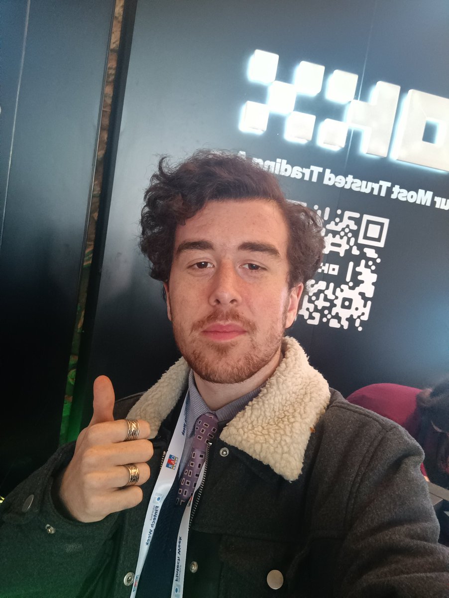 baturalppekes's tweet photo. Fintech Stand pozu 🤙 @okx #okxswag https://t.co/DHs3Zx9DOl