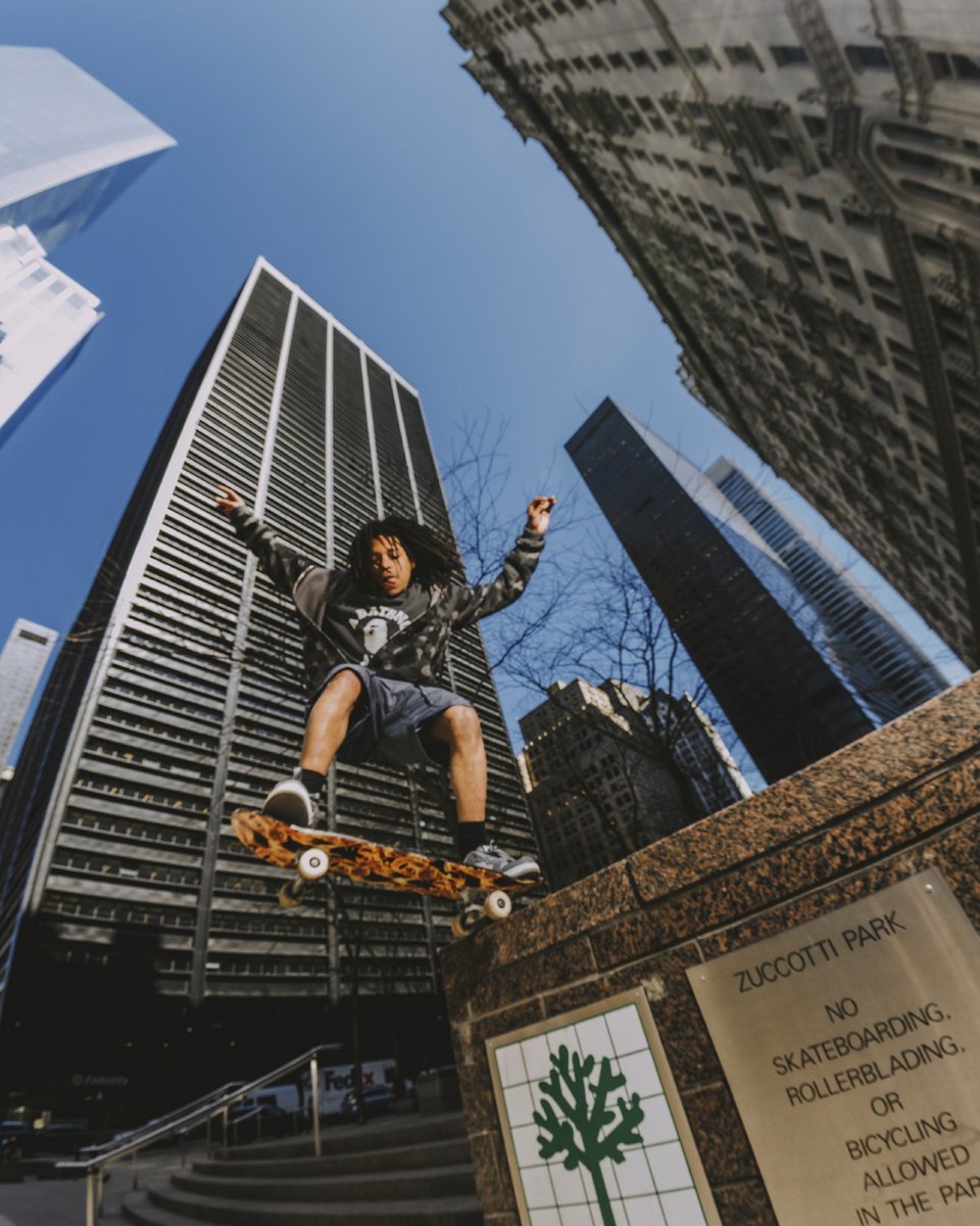 BAPEOFFICIAL's tweet photo. Skating around New York City with the latest BAPE® SK8 STA. Releasing on https://t.co/KulC1U1GBI Friday, April 14th, and at BAPE STORE® on Saturday, April 15th.

#bape #abathingape #bapesta #sk8sta https://t.co/JSrh1ivTny