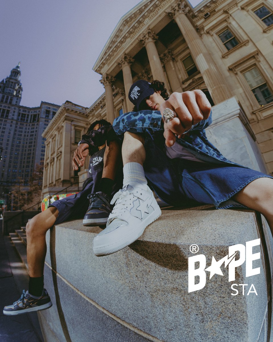 BAPEOFFICIAL's tweet photo. Skating around New York City with the latest BAPE® SK8 STA. Releasing on https://t.co/KulC1U1GBI Friday, April 14th, and at BAPE STORE® on Saturday, April 15th.

#bape #abathingape #bapesta #sk8sta https://t.co/JSrh1ivTny