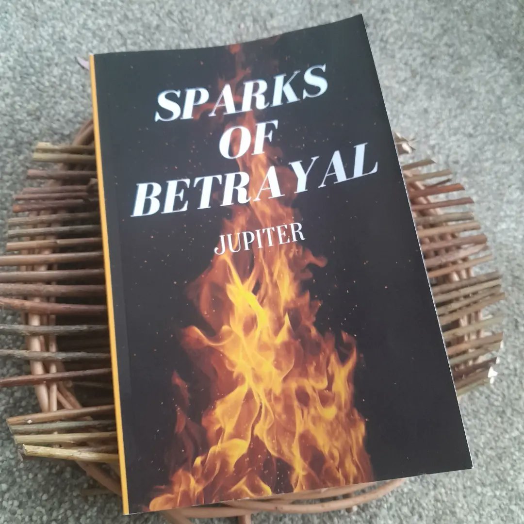 jupi_bug's tweet photo. @LisaThomasBooks Sparks Of Betrayal https://t.co/mQf9PRTCoQ https://t.co/qMQuCO94yx
