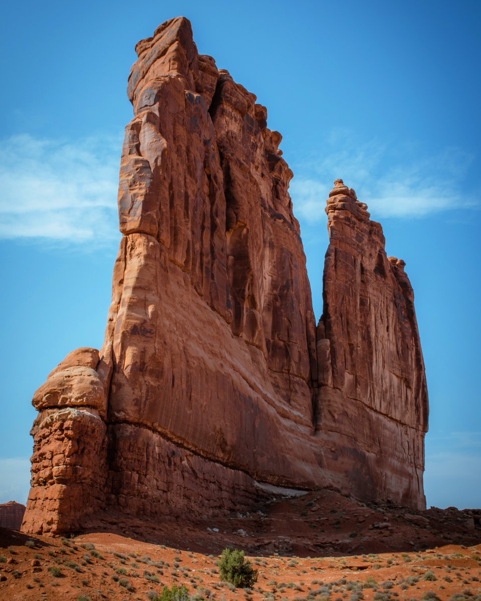 “I love to be alone. I never found the companion that was so companionable as solitude.” – Henry David Thoreau

#archesnationalpark #wowutah #naturalutah #utah