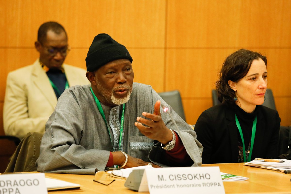 SWAC_OECD's tweet photo. M. Mamadou Cissokho, Président d'honneur du @roppainfo: On ne peut pas avoir un monde sans pauvres. Mais pourquoi, chez nous, ça ne fait qu’augmenter et l’insécurité alimentaire &amp; nutritionnelle ne fait qu’augmenter malgré la présence de l’information ? @RPCA_network https://t.co/k43wfO7XWz