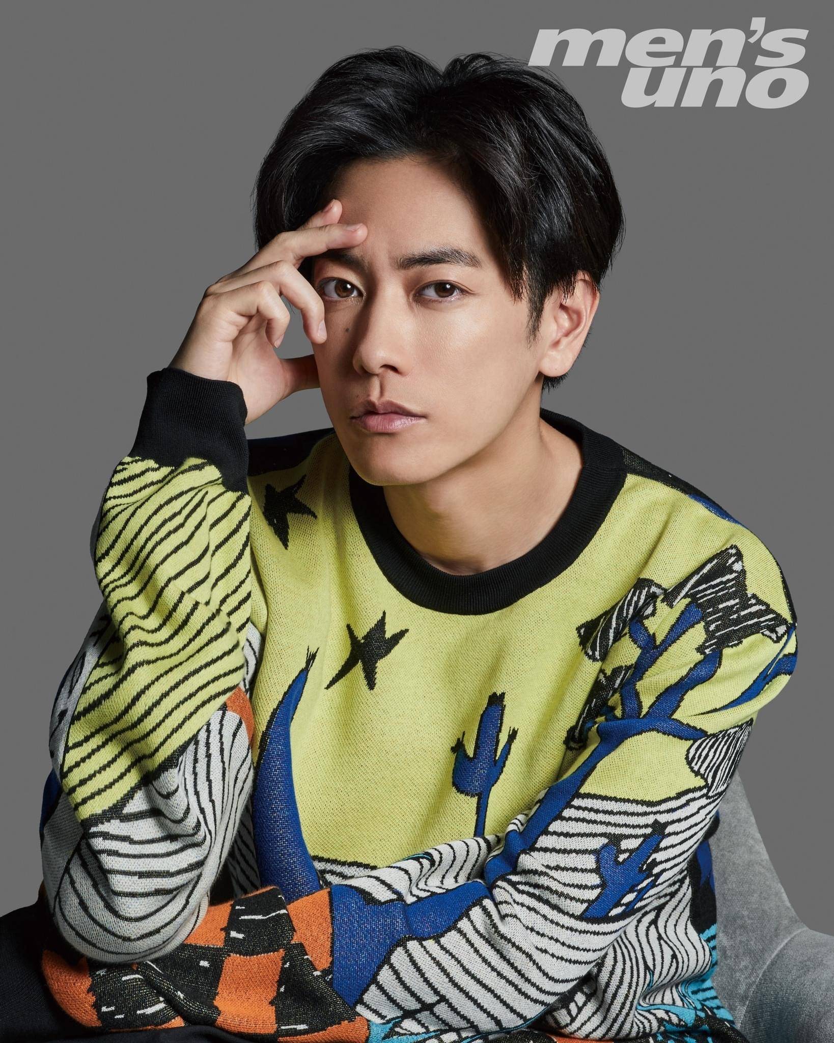 佐藤健　TAKERU MAGAZINE PLUS 写真　タオル付　まとめ売り 佐藤健 TAKERU MAGAZINE PLUS 写真 タオル付 まとめ売り - メルカリ