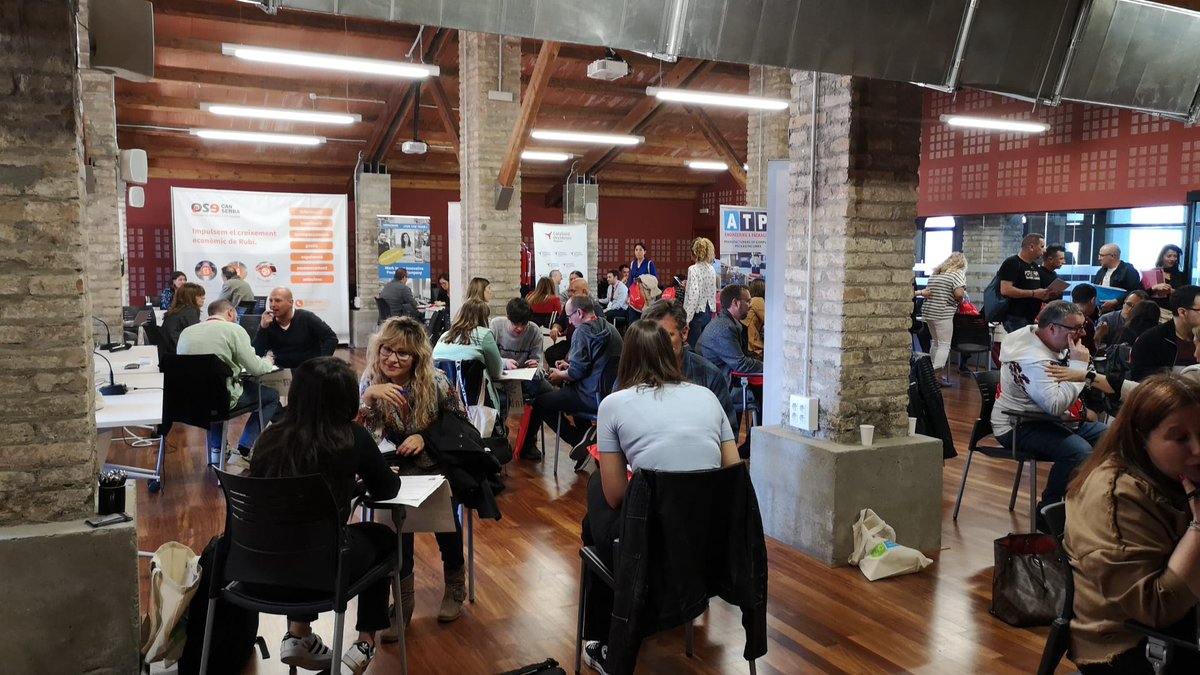 AjRubi's tweet photo. 📝Rubí aplega 89 candidats i 17 empreses en una sessió de selecció de personal inspirada en les cites ràpides

👍La proposta s’ha emmarcat en la Jornada Converses del Mercat de Treball 2023 

➡️https://t.co/MEbcKgDkpW

#rubicity @RubiForma https://t.co/a0FSqT0uxQ