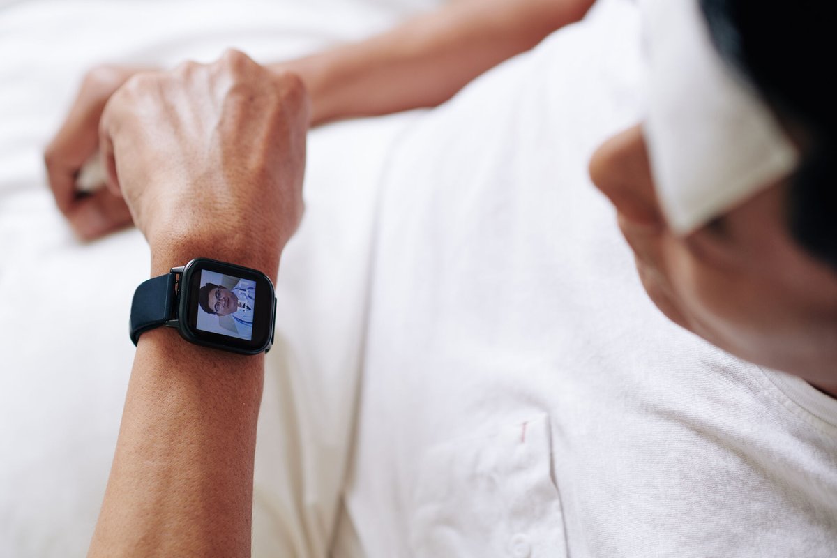 nexa_mobility's tweet photo. Announcing the launch of our RHINO V1 Wellness Smartwatch and custom #wearables platform for healthcare. ⌚🩺

We're excited to showcase this technology at #HIMSS23 and share how wearable technology can help transform healthcare delivery.

Read more: https://t.co/Bzd5wiK8uf https://t.co/pbwQxlYLSn