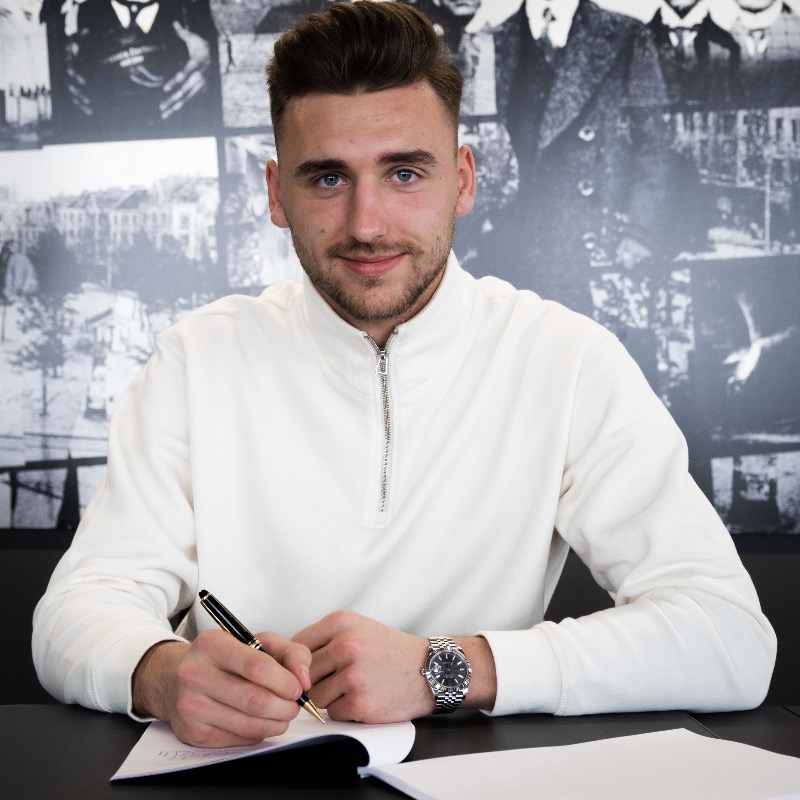 borussia-dortmund-on-twitter-goalkeeper-marcel-lotka-who-joined