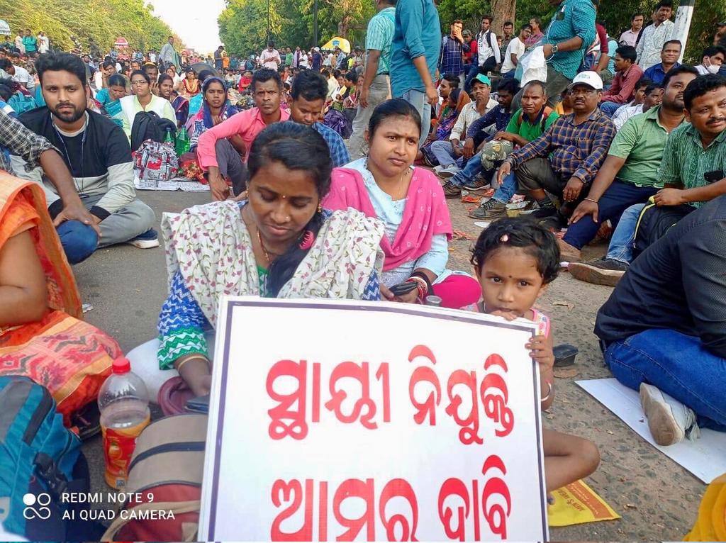 #AbolishGovtOutsourcingSystem
@CMO_Odisha
@Naveen_Odisha
@SecyChief
@MoSarkar5T
@pranabpdas
@FdOdisha
@gapg_dept
@homeodisha
@PRDeptOdisha
@Vkpandianfancl1
@bhalubh55
@AprajitaSarangi
@ogoefkalahandi
@OGOEFOdisha
@SanjayaPattan10
@BIJAYMALLA
@OGOEF_Union
@PravatM41806914