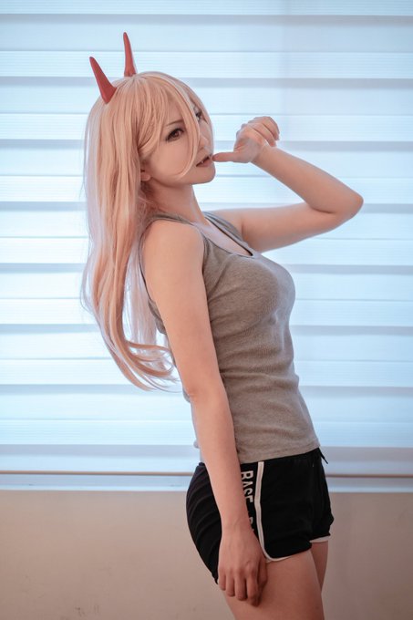 Twitterのコスプレ画像22