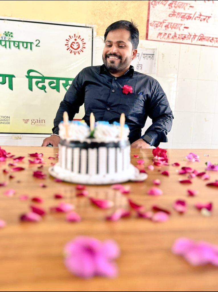 RPEA_U's tweet photo. स्टेट आईटी टीम @RPEA_U के कोर मेम्बर एवम राजसमंद जिला आईटी सेल प्रभारी, @Noor16932014 मृदुल भाषी , सबके चहेते अहमद नूर मंसूरी जी✨ @ahamedmansoori को जन्मदिन की बहुत बहुत शुभकामनाएं..🎉🎊🎂 https://t.co/PdyUyVojze