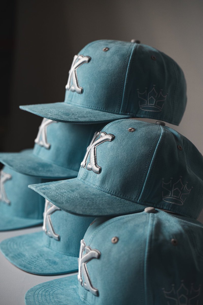 klassiko_'s tweet photo. New SnapBack and dad hats drop on 4/14. Don’t miss out! iG in my bio. 🫡 https://t.co/Pr9h3cnLO5