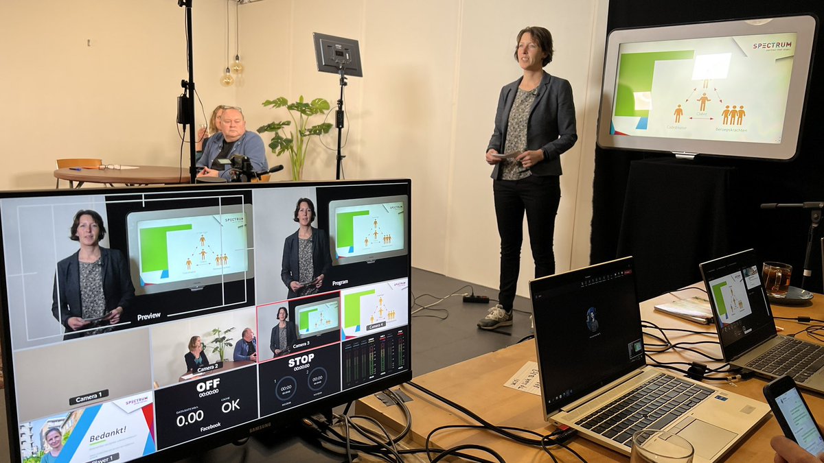 TudorStudio1's tweet photo. Opnamen in onze studio. webinar voor Spectrum, partner met elan #webinar #recordingstudio https://t.co/ztY8iIhdZa