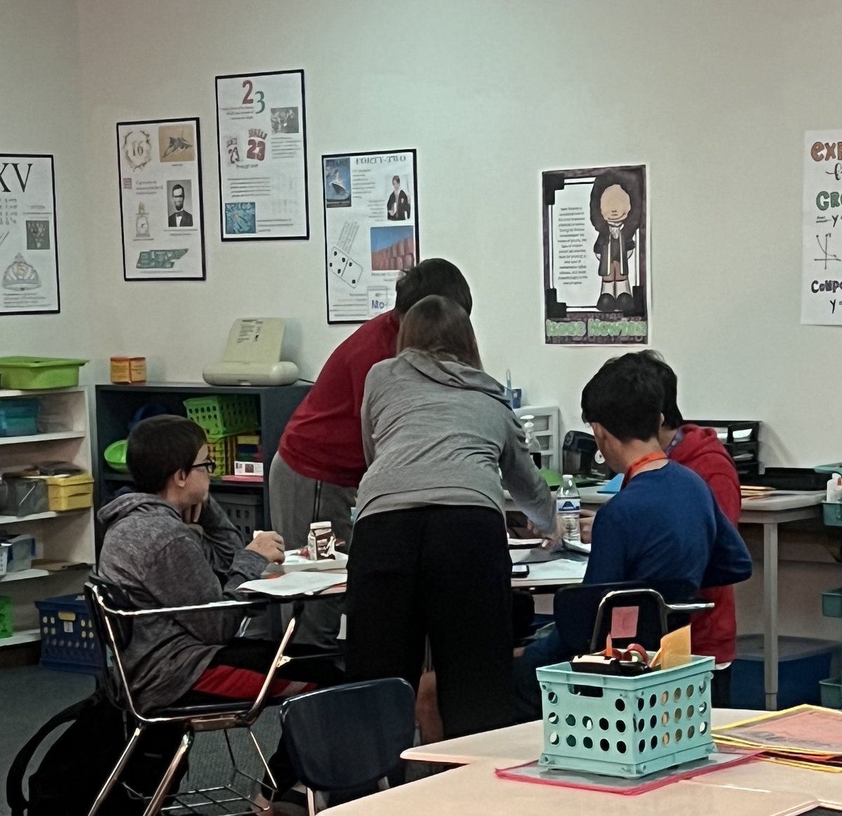 MillerMathTeach's tweet photo. Math class starts extra early at @Lpjhbullpups. School doors open at 8 & Mrs. Farra’s room is full by 8:05. @lpisd #LPMathMatters #LPGreatThings https://t.co/AdTOaXnXq0