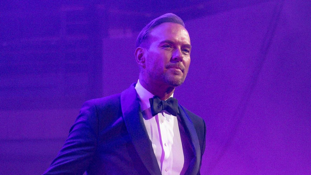 BridgewaterHall's tweet photo. @mattgoss took to our stage last night and thoroughly charmed the audience with his smooth tones 📷

Images @weshootmusicuk 

#mattgoss https://t.co/zF4GmjWeQq