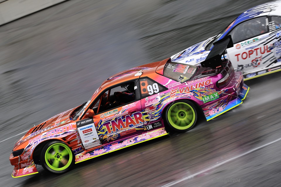 thalys0204's tweet photo. 2022.06.11
D1GP@奥伊吹モーターパーク
No.99 TMAR × TEAM紫
VALINO N-style SILVIA
中村直樹選手
#D1GP
#奥伊吹モーターパーク
#S13
#SILVIA
#TMAR
#TEAM紫
#中村直樹
#VALINO https://t.co/pi7U9b0odI