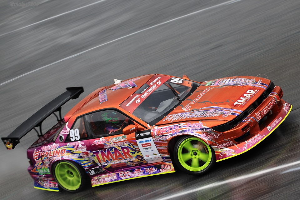 thalys0204's tweet photo. 2022.06.11
D1GP@奥伊吹モーターパーク
No.99 TMAR × TEAM紫
VALINO N-style SILVIA
中村直樹選手
#D1GP
#奥伊吹モーターパーク
#S13
#SILVIA
#TMAR
#TEAM紫
#中村直樹
#VALINO https://t.co/pi7U9b0odI