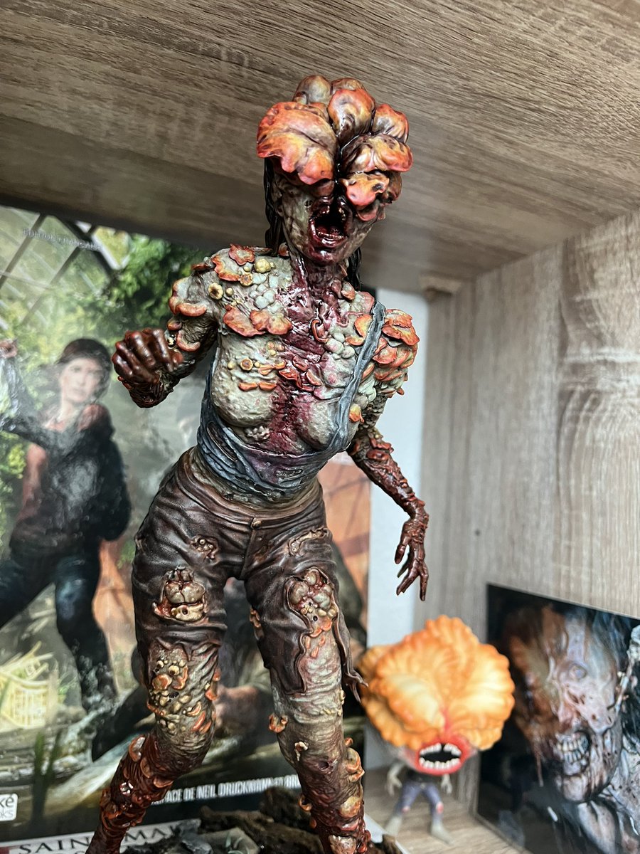 brossekvin1's tweet photo. Full résine / vernis / 35 cm 
@Neil_Druckmann 
#thelastofus https://t.co/RNE0O8jx0z