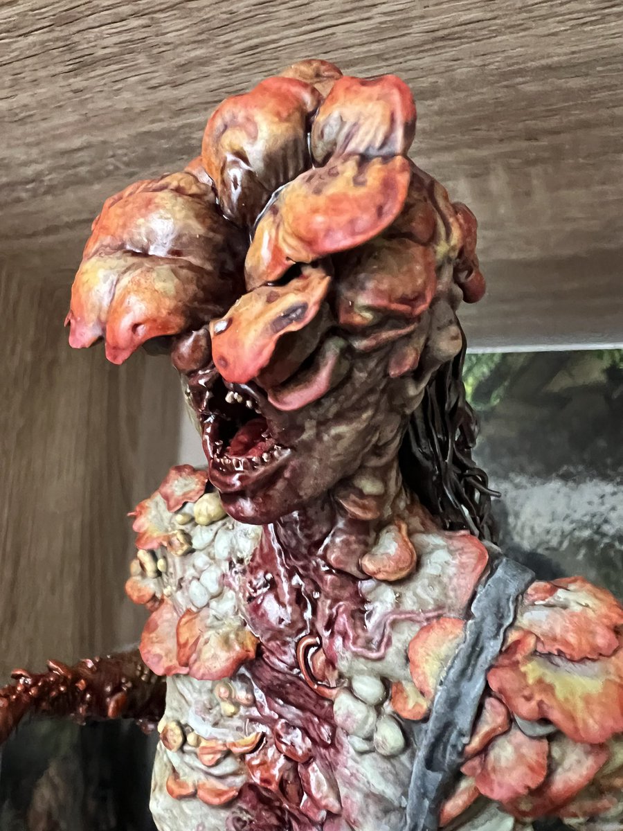 brossekvin1's tweet photo. Full résine / vernis / 35 cm 
@Neil_Druckmann 
#thelastofus https://t.co/RNE0O8jx0z