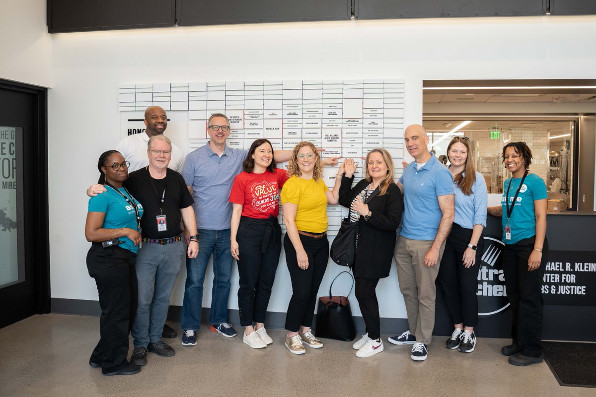 dcck's tweet photo. We had a great time hosting our friends from @Target yesterday at the Klein Center for Jobs and Justice. Thank you for working with us to make a positive impact in our community. It means the world to us! #TargetCommunity #HungerFighters #Volunteering #BringingtheKitchenHome https://t.co/YJdp9DiGud