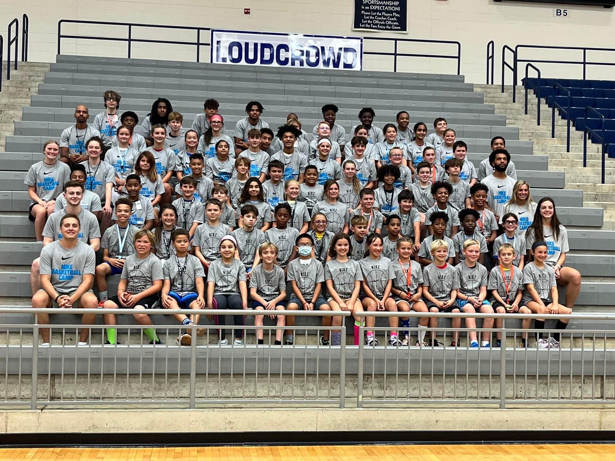 One_Five_Sports's tweet photo. 500 campers already signed up for our @USSCBasketball  Nike Basketball Camps this summer. Skills &amp; fundamentals + contests + 5 on 5 + a LOT of 3 on 3 = getting better and a ton of fun. https://t.co/a9ctiUUSQX has all the dates and locations! #basketballcamp #ohio https://t.co/CsoPVuajTg