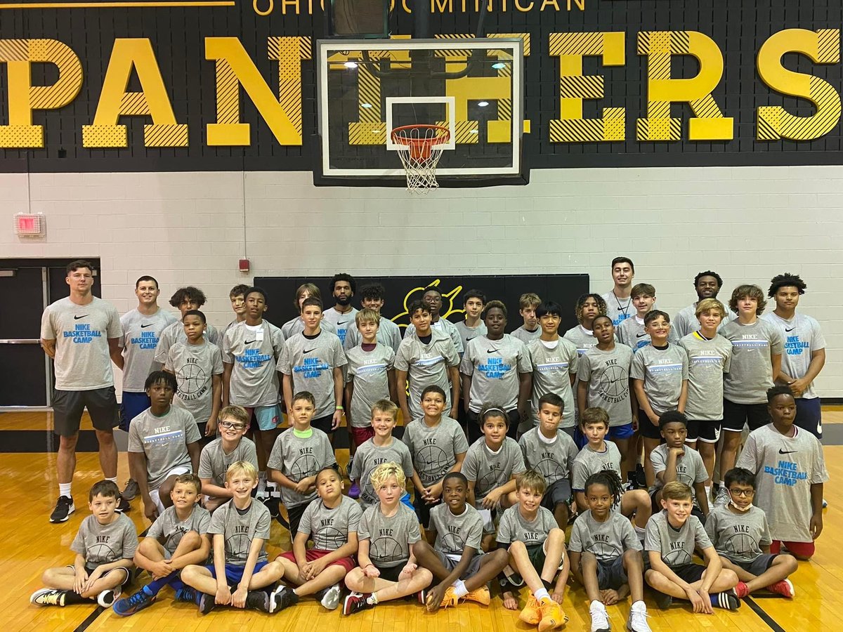 One_Five_Sports's tweet photo. 500 campers already signed up for our @USSCBasketball  Nike Basketball Camps this summer. Skills &amp; fundamentals + contests + 5 on 5 + a LOT of 3 on 3 = getting better and a ton of fun. https://t.co/a9ctiUUSQX has all the dates and locations! #basketballcamp #ohio https://t.co/CsoPVuajTg