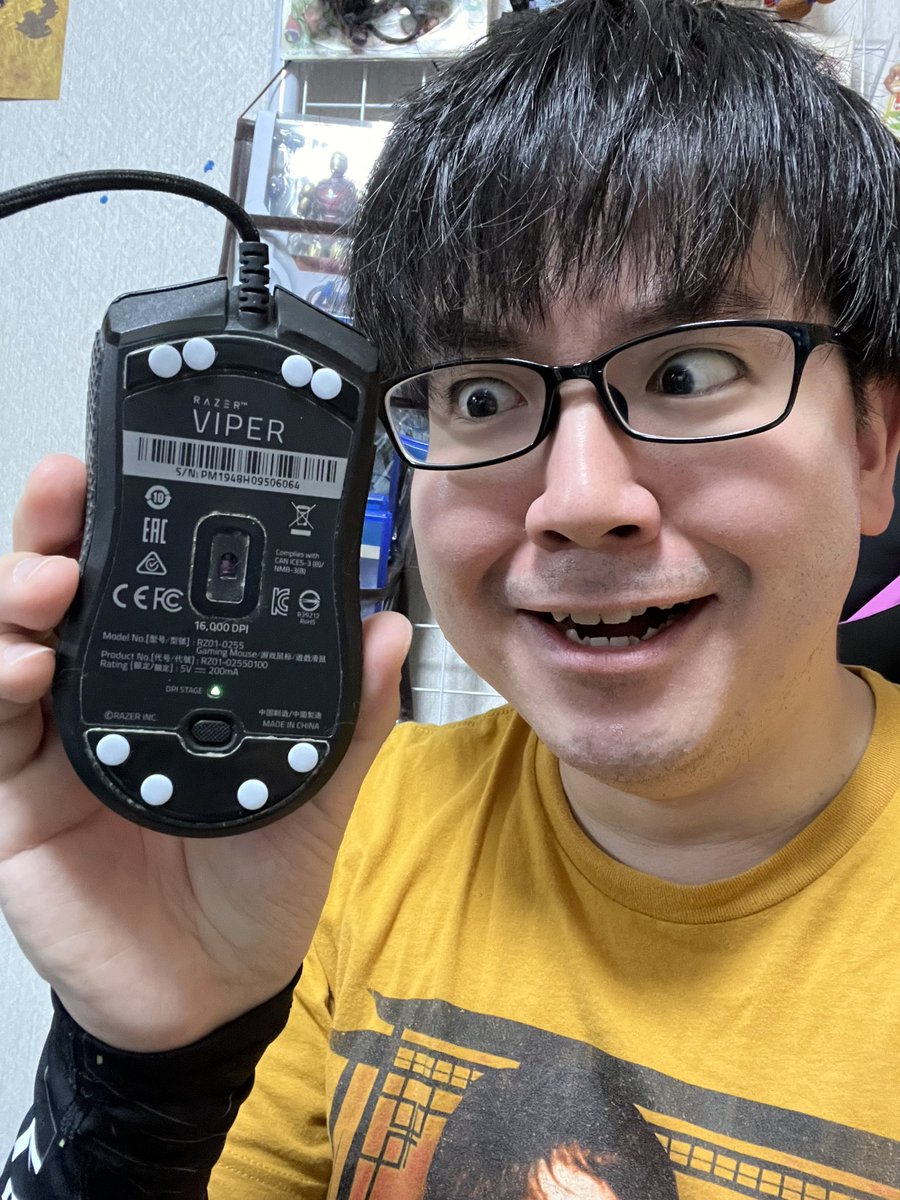 bulldozer_fuji's tweet photo. #GRAPHT 様より、マウス握った時のフィット感をアップする「マウスグリップテープ」と、滑りと止まりを絶妙に強化する「PTFEマウスソール」を頂きました!!
長い対戦をすればするほど効果が出るカスタムツール!!愛用のマウスに使ってみて!!
#teamgrapht https://t.co/aDI8XIILpX