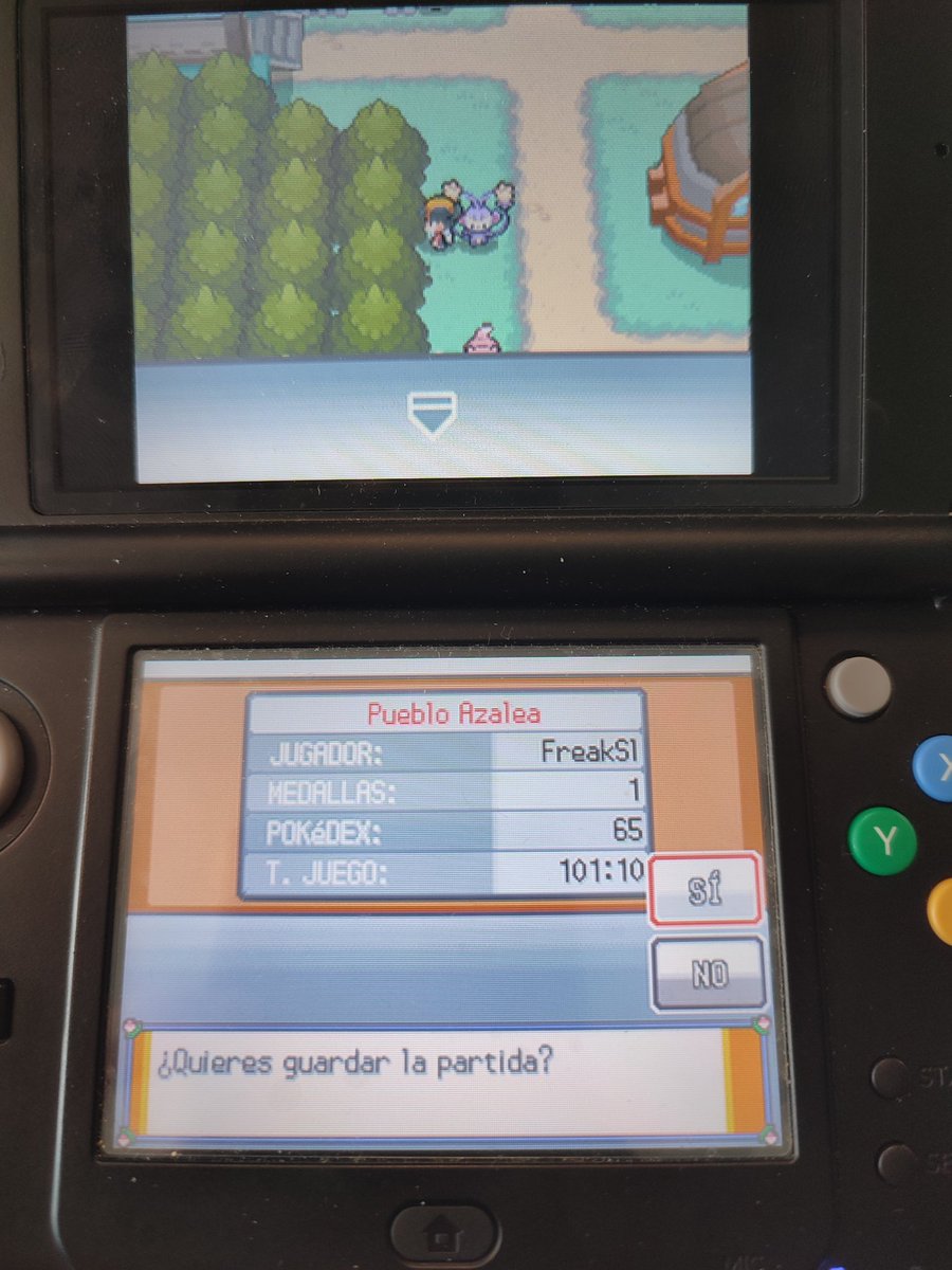 FreakSlime's tweet photo. Bueno, ya he conseguido a todos los Pokémon de la pokédex excepto sunflora y ningún shiny aún 😔 Espero conseguir la piedra solar pronto y poder continuar mi aventura... #pokemon #professorOakChallenge #oakchallenge https://t.co/l5kXvDQxI5