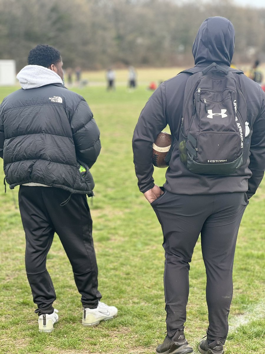 2coachC's tweet photo. 🐺⚡️ https://t.co/0qkQcDHdZ7