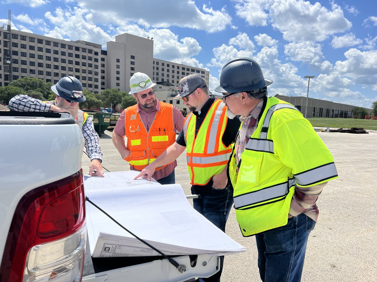 StructSureBuilt's tweet photo. The Lackland AFB site and project management team is hard at work this week as they prepare to kick off demolition. Our Environmental Manager’s pup Tanner even stopped by to provide his opinion on the site plans.
#StructSureProjects #BuildingCertainty https://t.co/74Rk6DYpAp