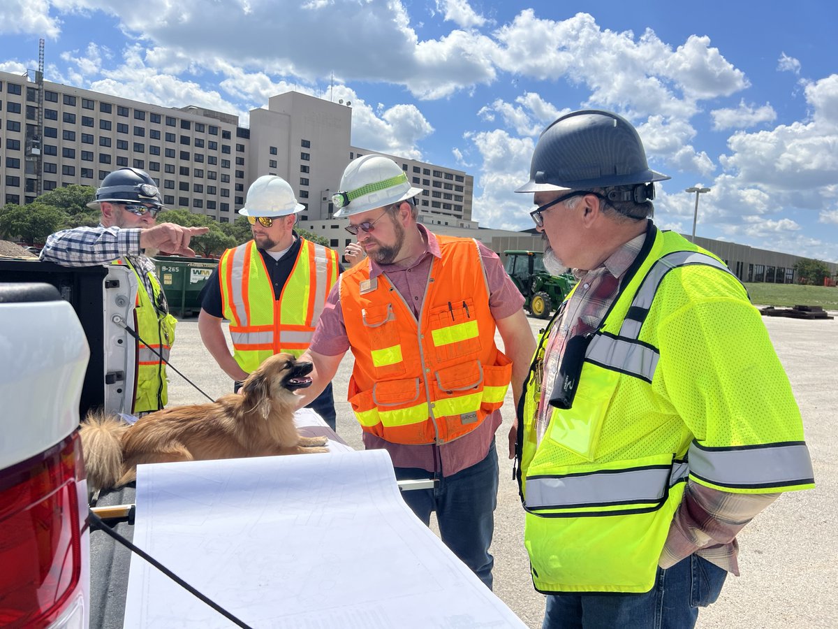 StructSureBuilt's tweet photo. The Lackland AFB site and project management team is hard at work this week as they prepare to kick off demolition. Our Environmental Manager’s pup Tanner even stopped by to provide his opinion on the site plans.
#StructSureProjects #BuildingCertainty https://t.co/74Rk6DYpAp