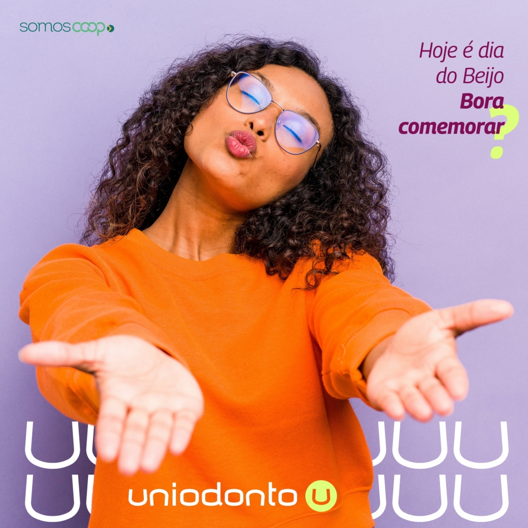 UniodontoBR's tweet photo. Hoje é o Dia do Beijo! Saúde bucal em dia e muitos beijos pra comemorar. https://t.co/XhBCVG2Utk