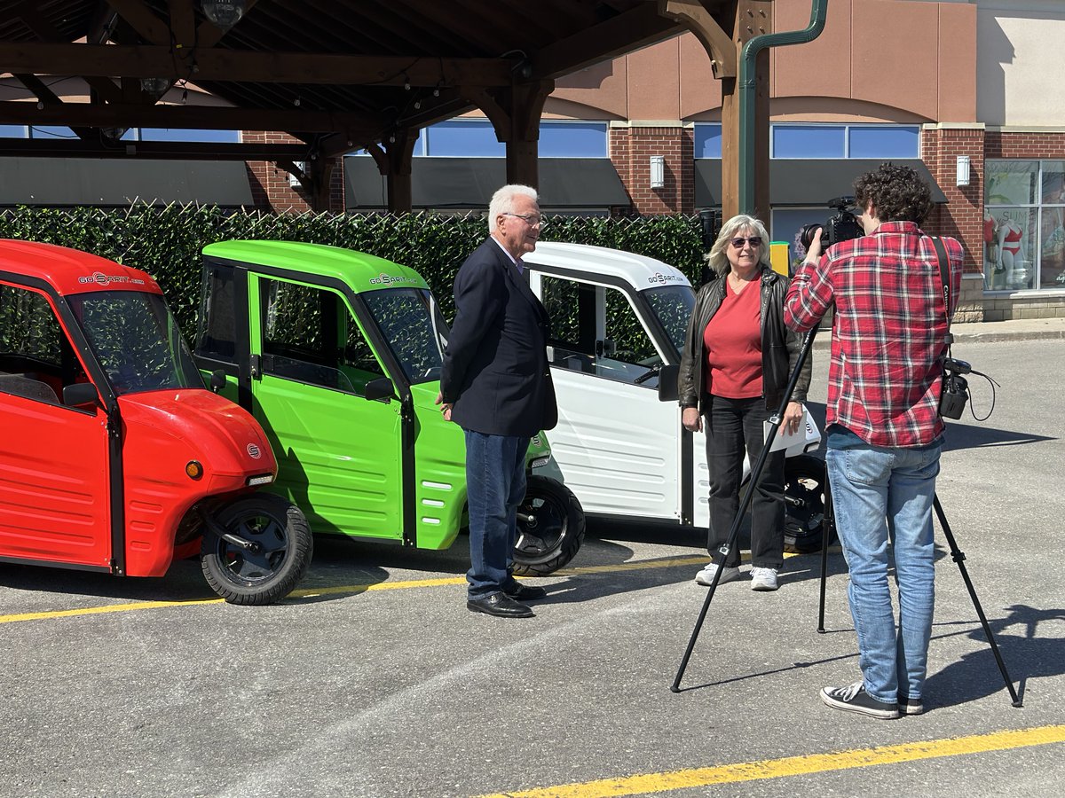 SaritMobility's tweet photo. Want to thank @drivingdotca, and their staff @JilMcIntosh  and @CLAYTRON9000 for an amazing day of test drives and interviews. #FrankStronach was on hand to discuss his vision. Can't wait to read and view your review. #micromobility #mobility #Transportation #reviews https://t.co/z7zurqQack