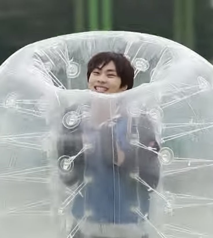 SJY0IZ's tweet photo. JUNGWON IS SO CUTE, HE LOOKS LIKE A FREAKING HAMSTER 😭😭😭😭 https://t.co/gxceC08jhF